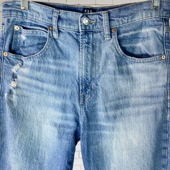 GAP Ankle Flare Jeans - Picture 2 of 6